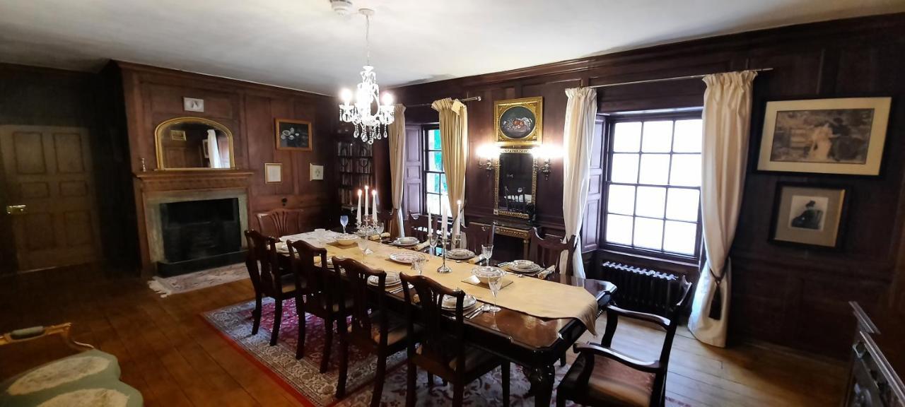 East Wing Lickleyhead Castle Villa Auchleven Bagian luar foto